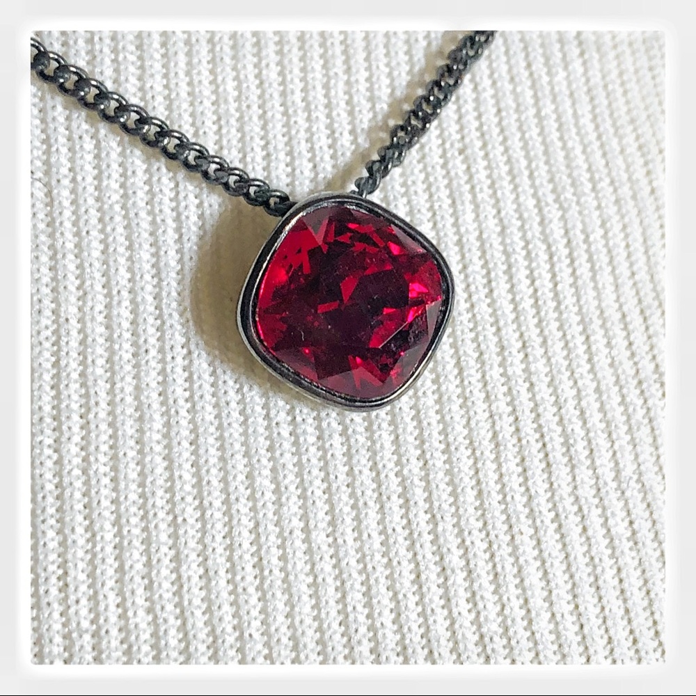 NWT gorgeous red Givenchy necklace ❤️